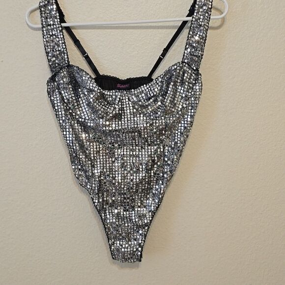 Frederick's of Hollywood Other - Rare Frederick’s Of Hollywood one piece bodysuit size 36